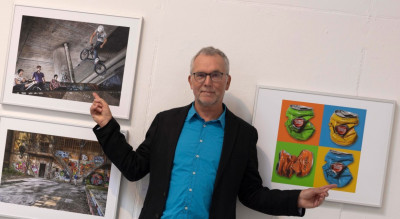 Uwe Keller zeigt seine beiden erfolgreichen Werke 